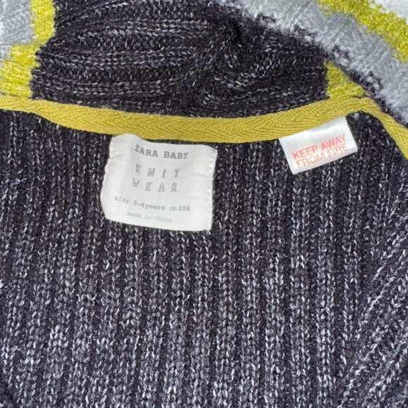 Zara size 3-4 years knit zip up sweater - Picture 5 of 5